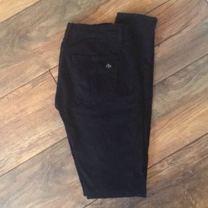 Black Rag & Bone Jeggings. Size 25